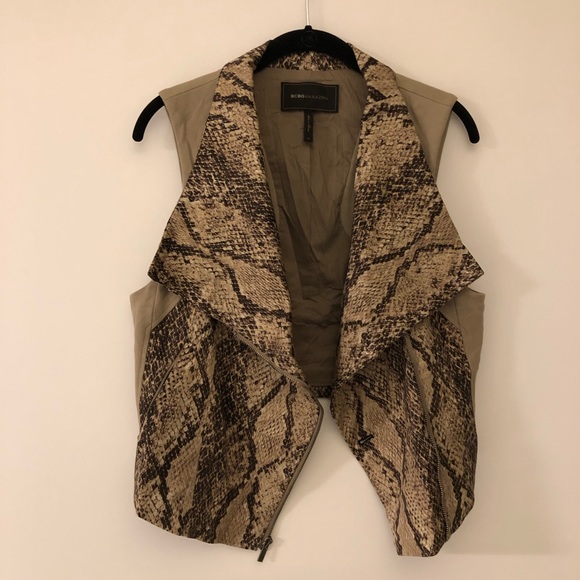 BCBGMAXAZRIA ‘Bruna’ Snake Print Vest - Picture 5 of 8